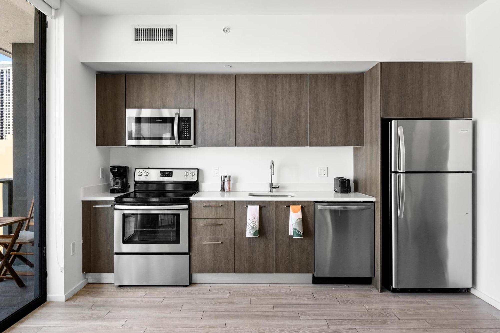 Breezy Stays Luxury Residences - Near Kaseya Center Miami Extérieur photo